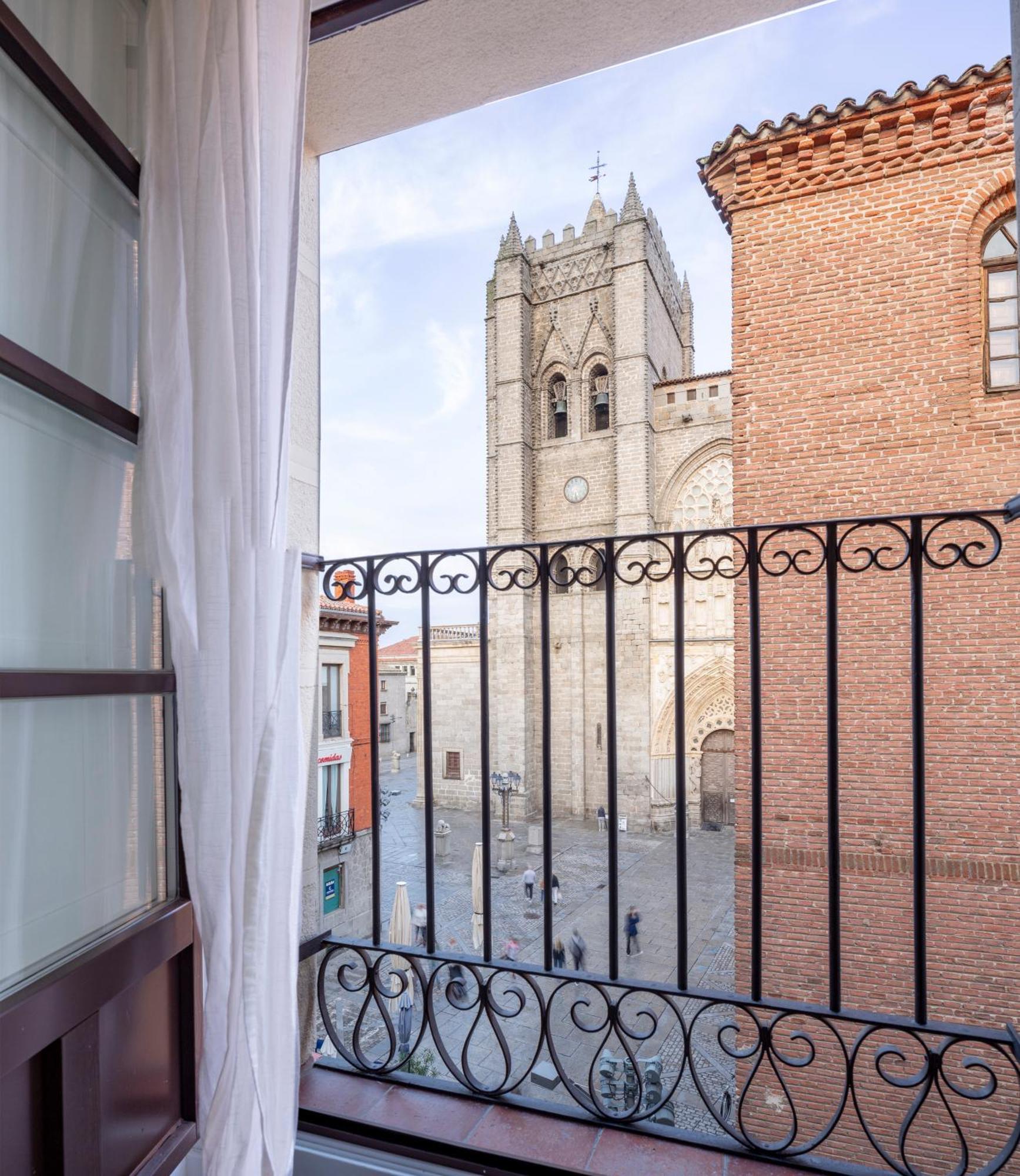 Apartamento Altior Catedral Homes Ávila Buitenkant foto
